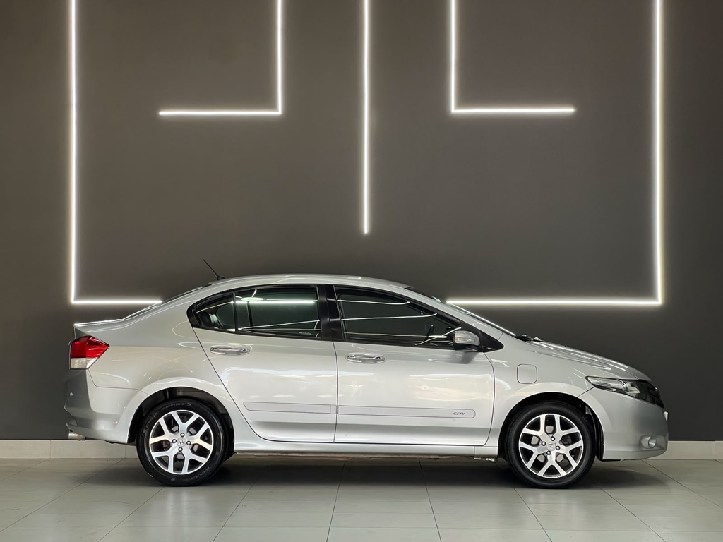 Honda City Prata