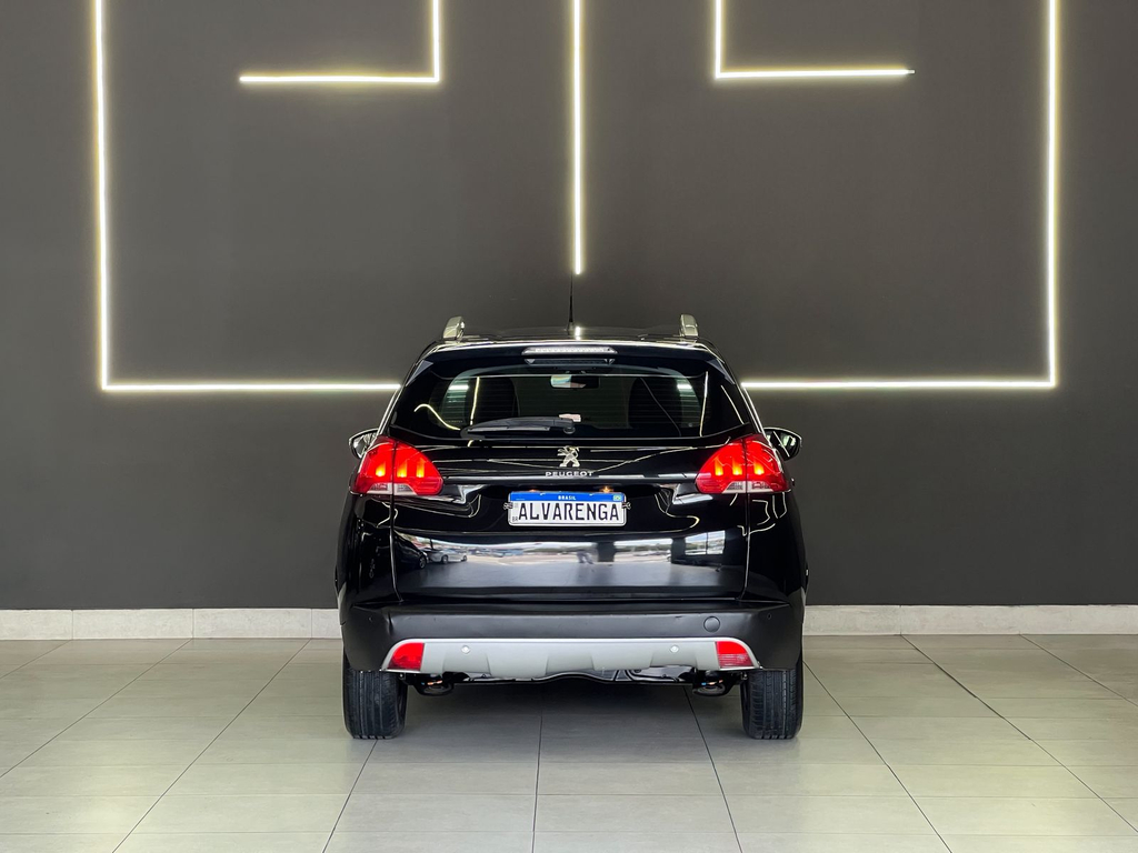 Peugeot 2008 Preto