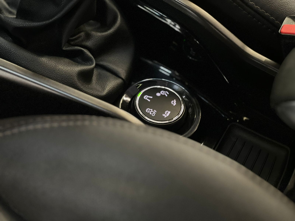 Peugeot 2008 Preto