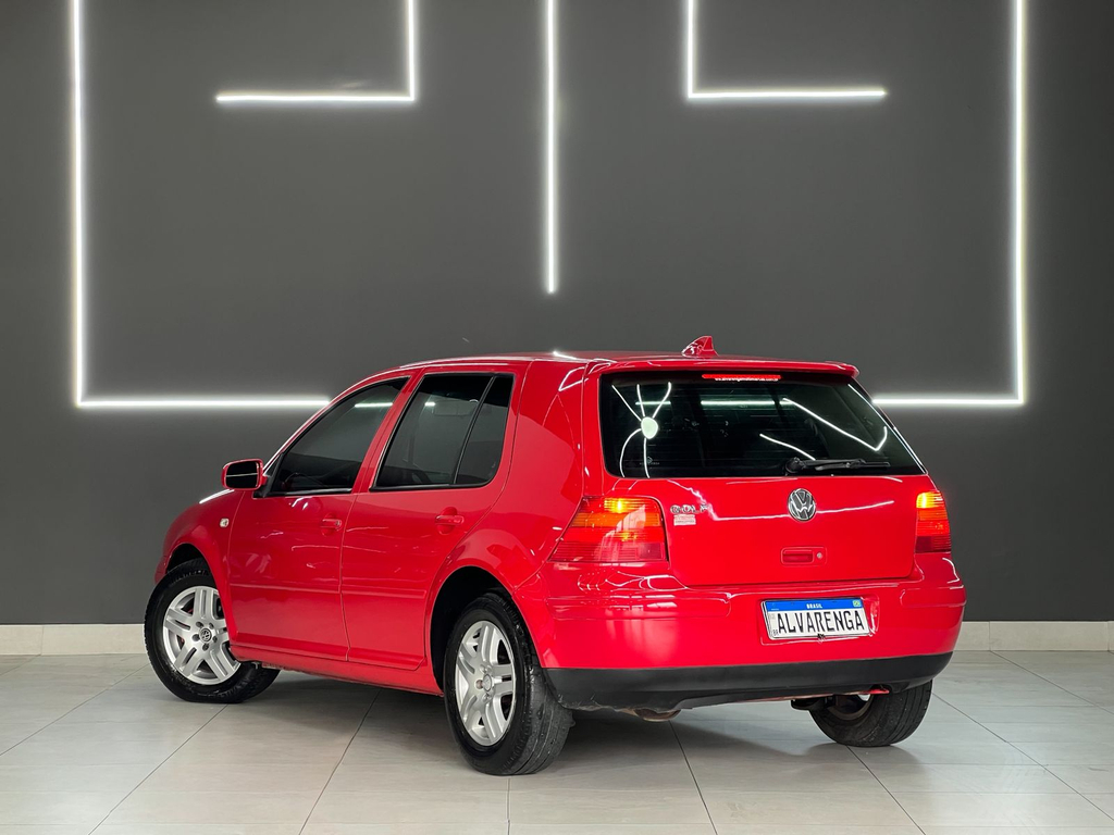 Volkswagen Golf Vermelho