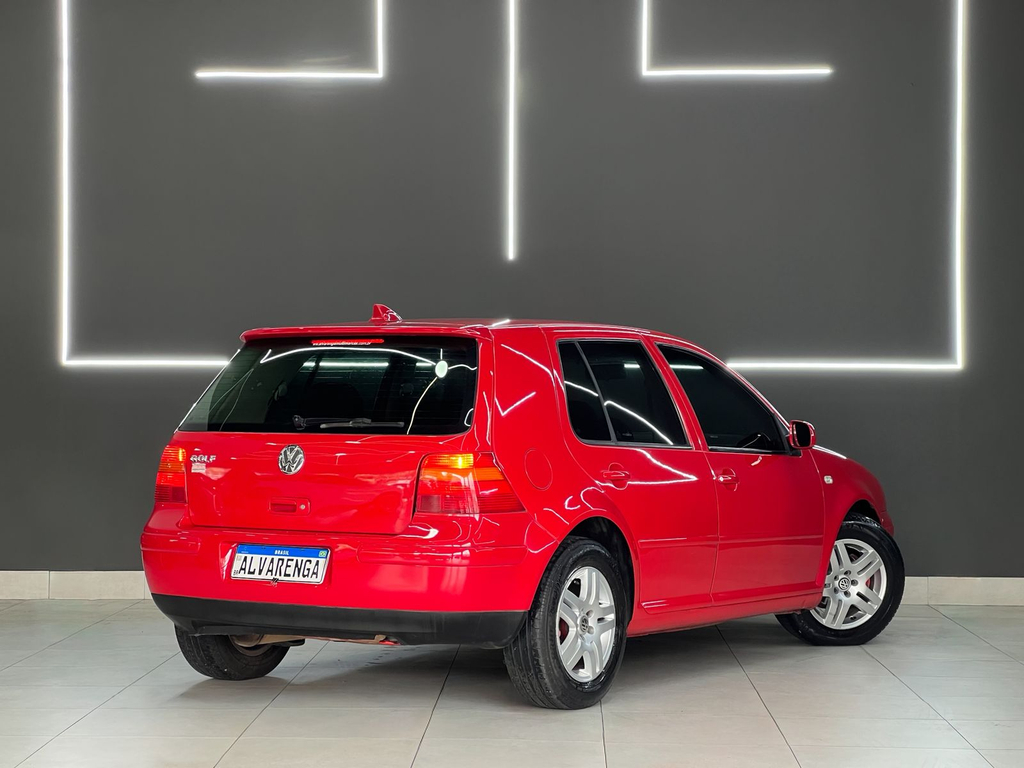 Volkswagen Golf Vermelho