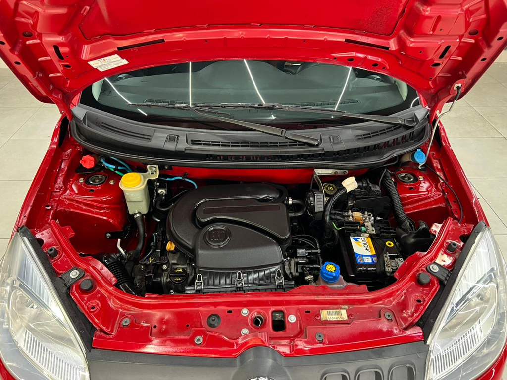 Fiat Uno Vermelho