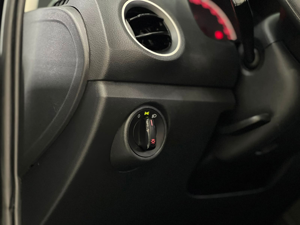 Volkswagen Up! Preto