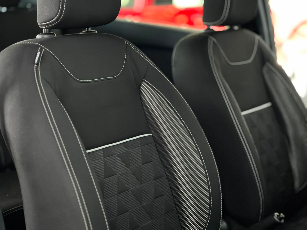 Renault Sandero Stepway Prata