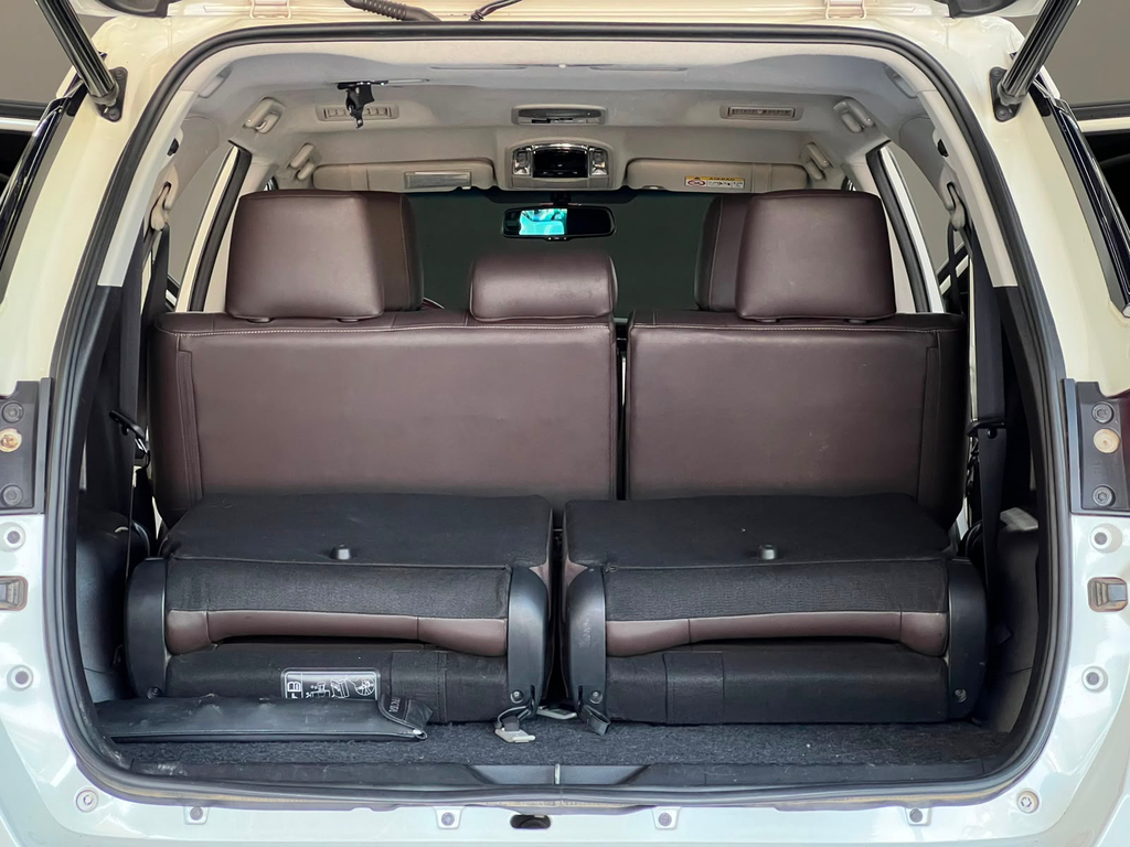 Toyota Hilux SW4 Branco