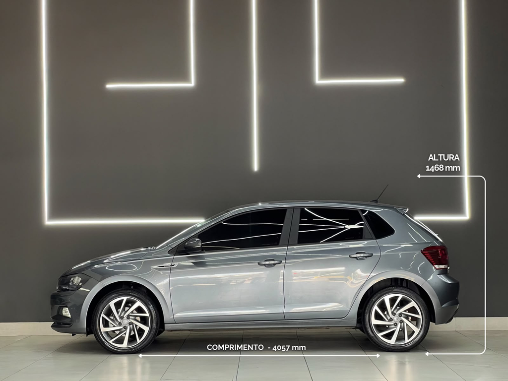 Volkswagen Polo Cinza