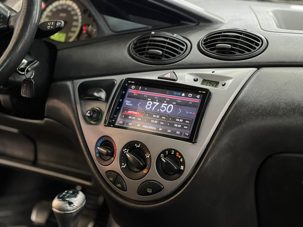 Ford Focus Sedan Preto