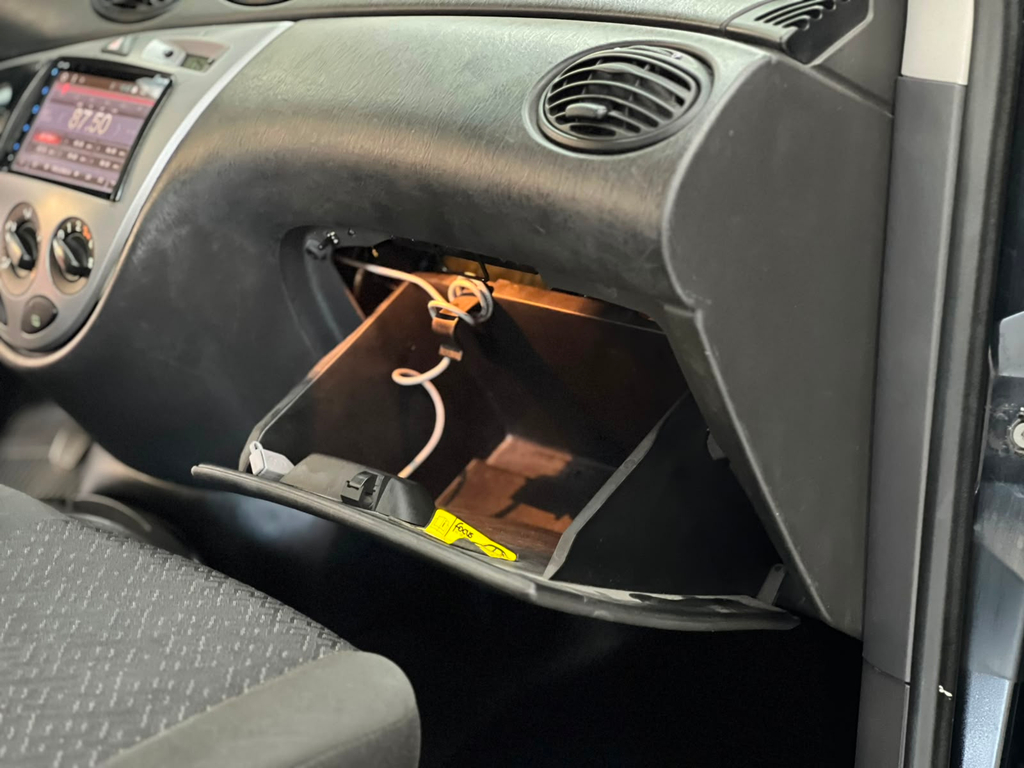 Ford Focus Sedan Preto