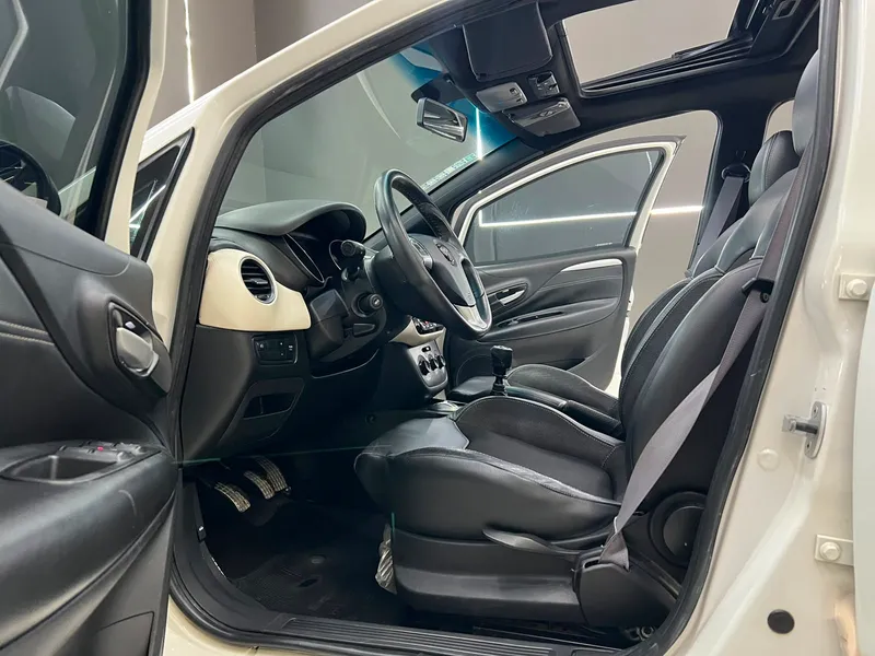 Fiat Punto Branco