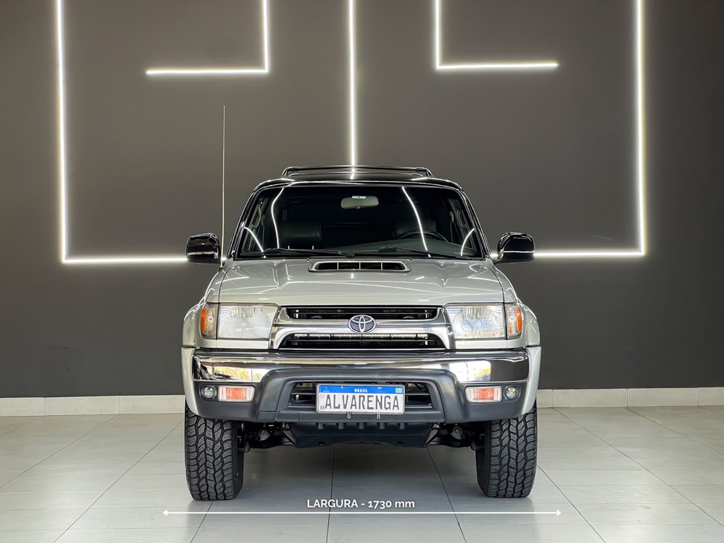 Toyota SW4 Prata