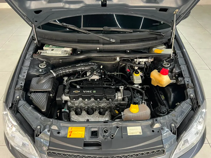 Chevrolet Celta Cinza