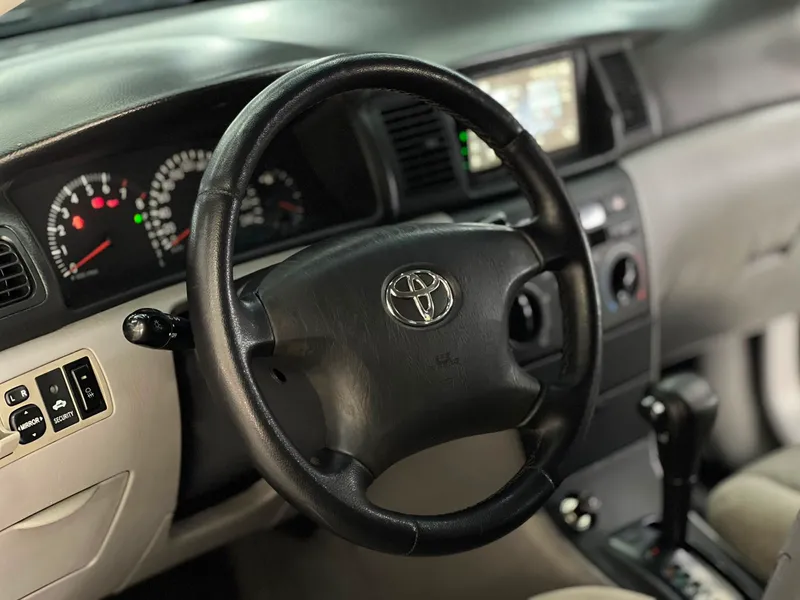Toyota Corolla Preto