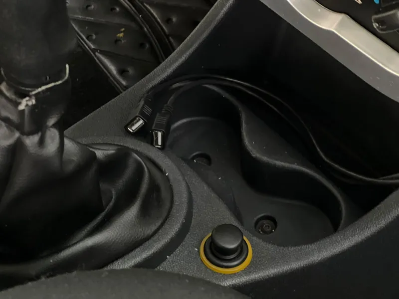 Renault Logan Prata