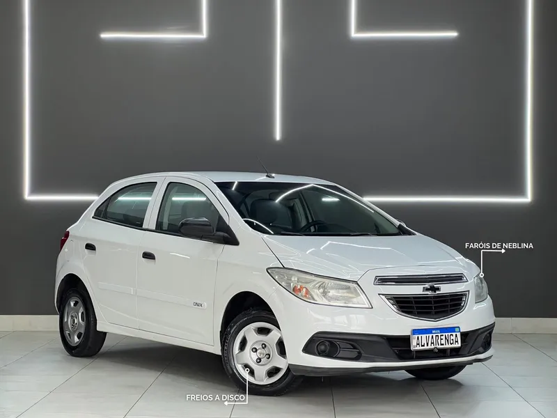 Chevrolet Onix Branco