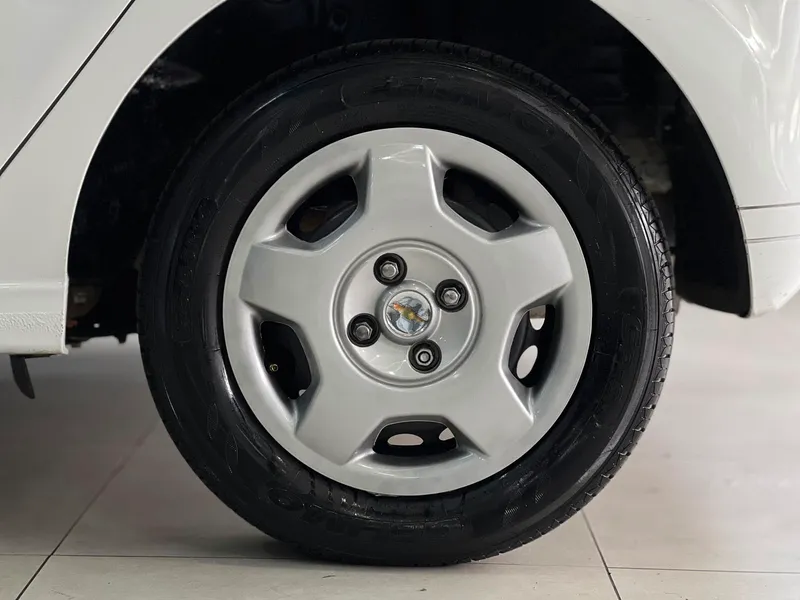 Chevrolet Onix Branco