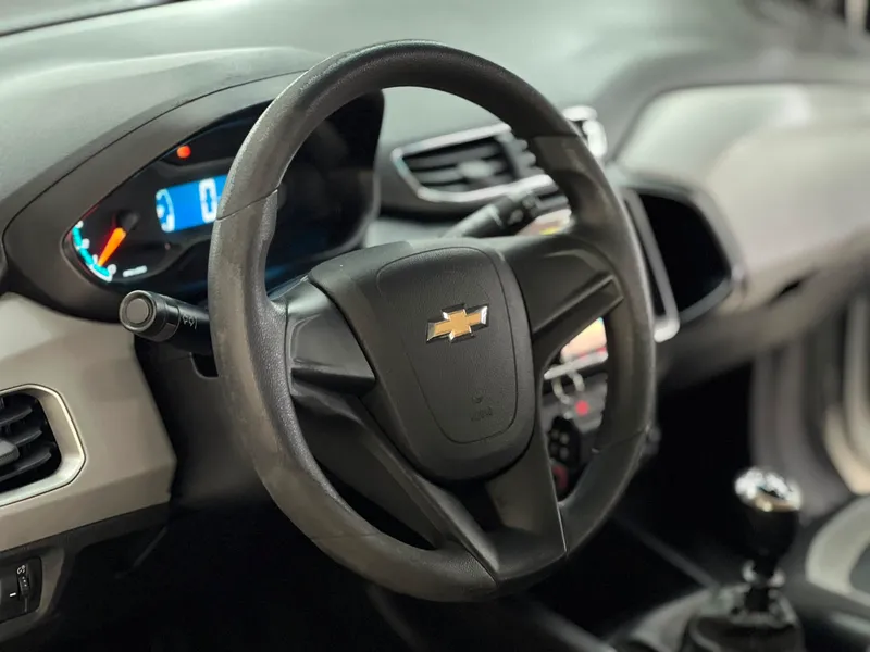 Chevrolet Onix Branco