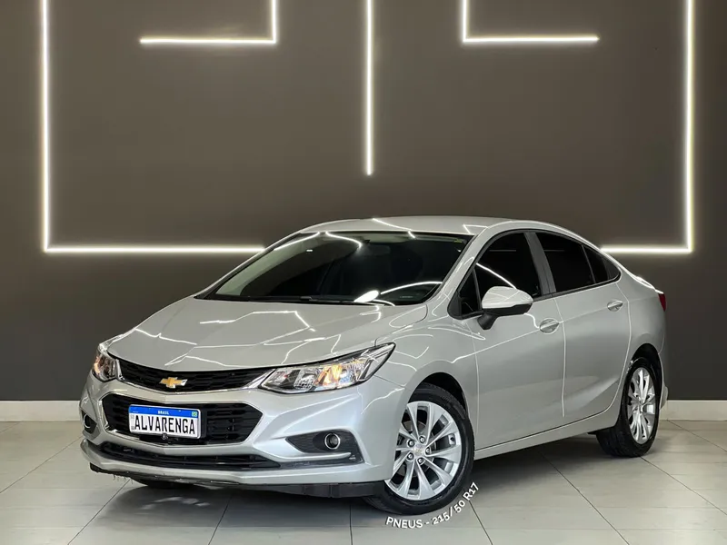 Chevrolet Cruze Sedan Prata