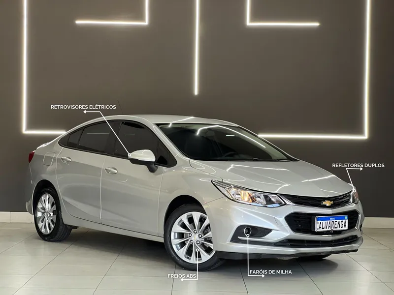 Chevrolet Cruze Sedan Prata