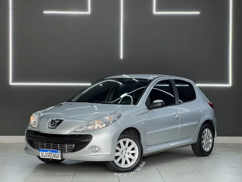 Peugeot 207 Prata