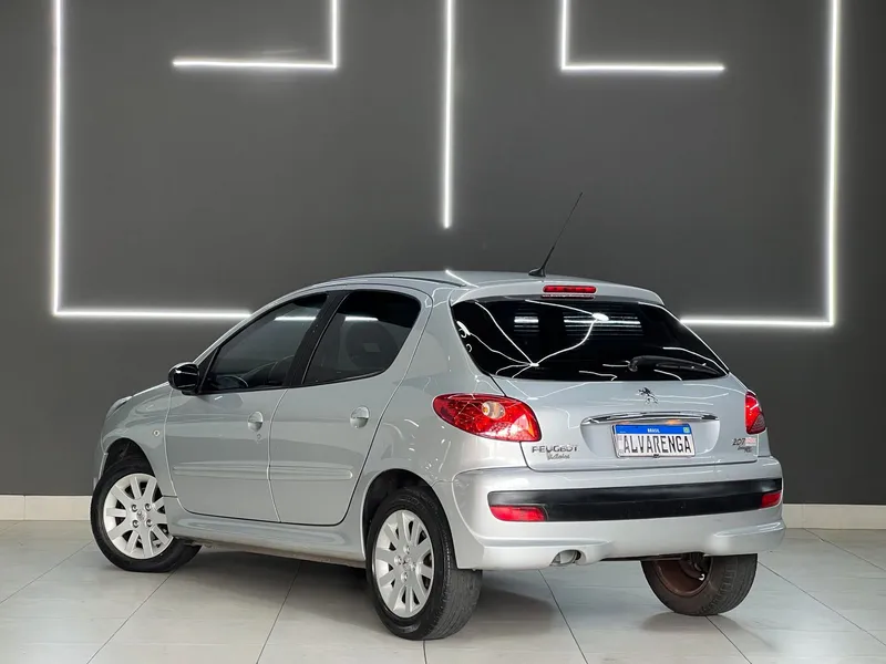Peugeot 207 Prata