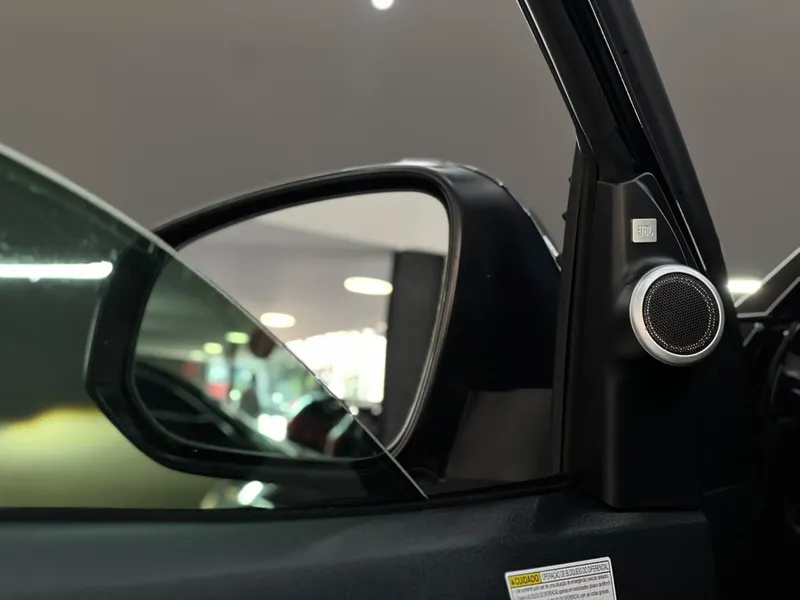 Toyota Hilux SW4 Preto