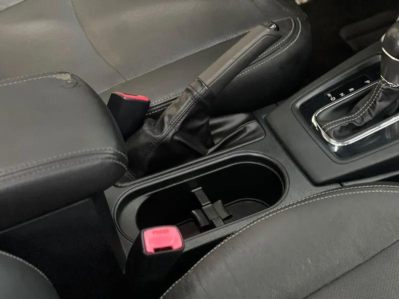 Subaru Forester Preto