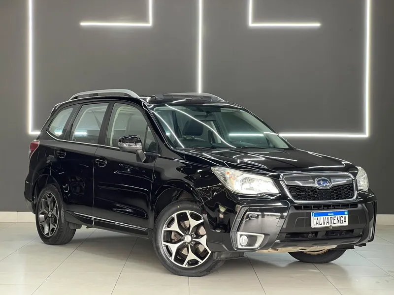 Subaru Forester Preto