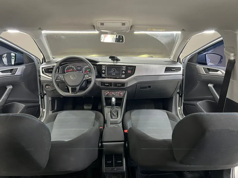 Volkswagen Nivus Prata