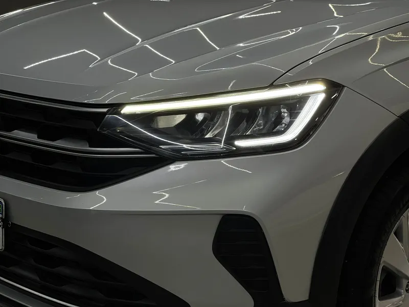 Volkswagen Nivus Prata
