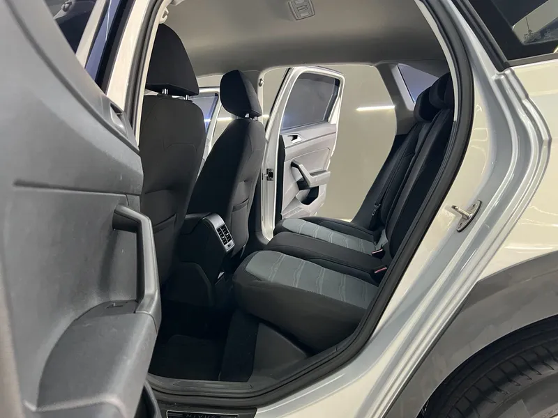 Volkswagen Nivus Prata