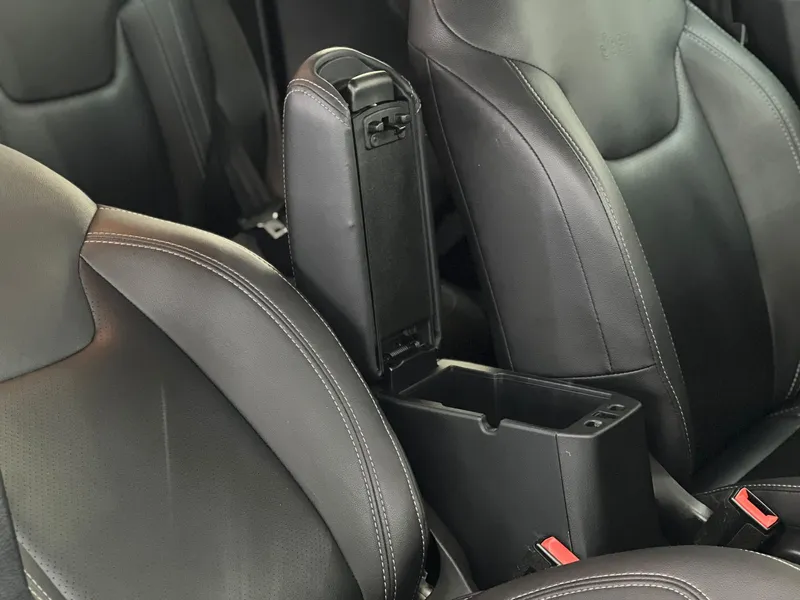 Jeep Renegade Prata