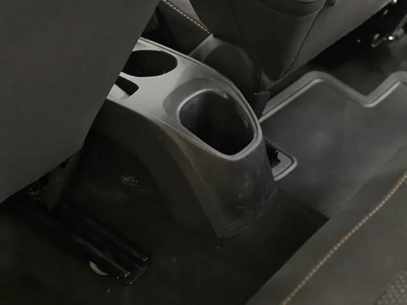 Chevrolet Onix Prata