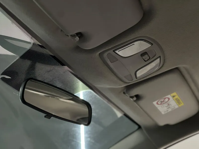 Hyundai HB20S Prata