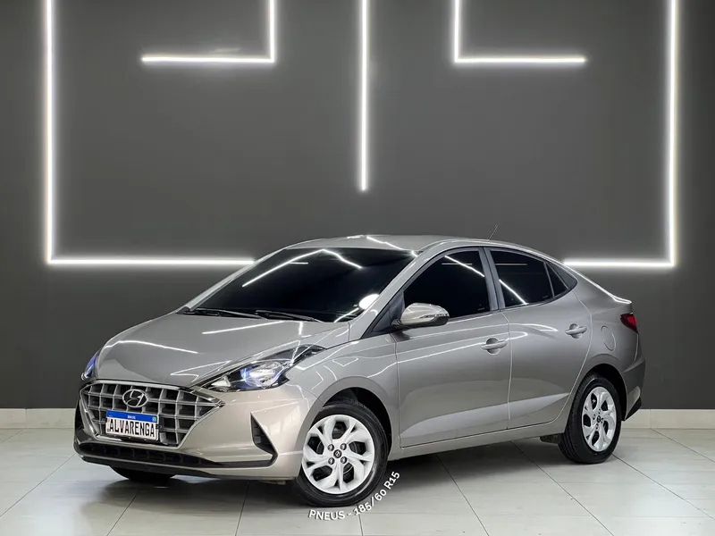 Hyundai HB20S Prata