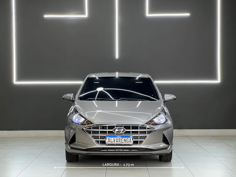 Hyundai HB20S Prata