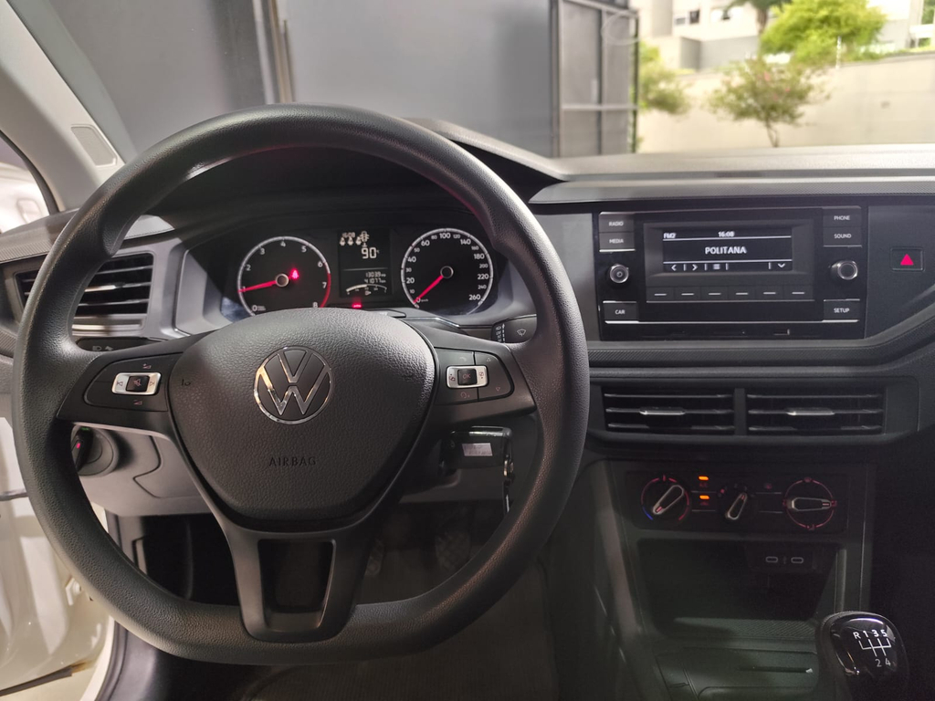 Volkswagen Polo Branco