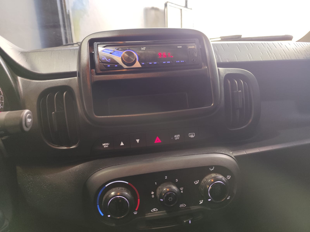 Fiat Mobi Prata