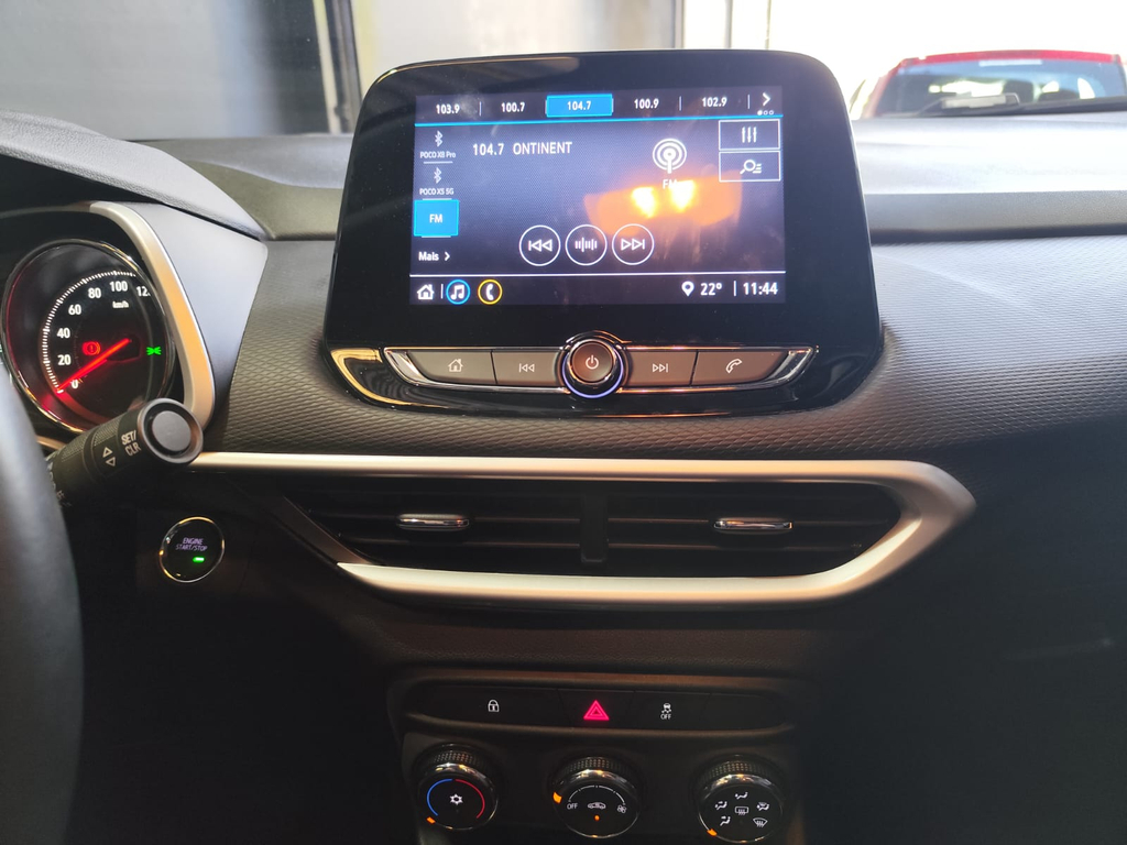 Chevrolet Tracker Cinza
