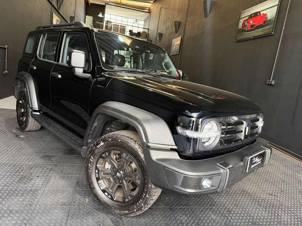 GWM Tank 300 Preto