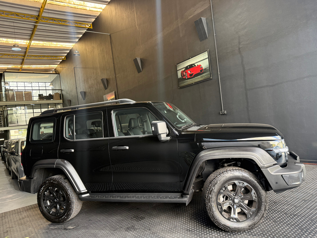 GWM Tank 300 Preto