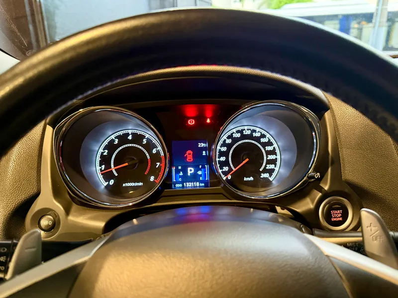 Mitsubishi ASX Preto