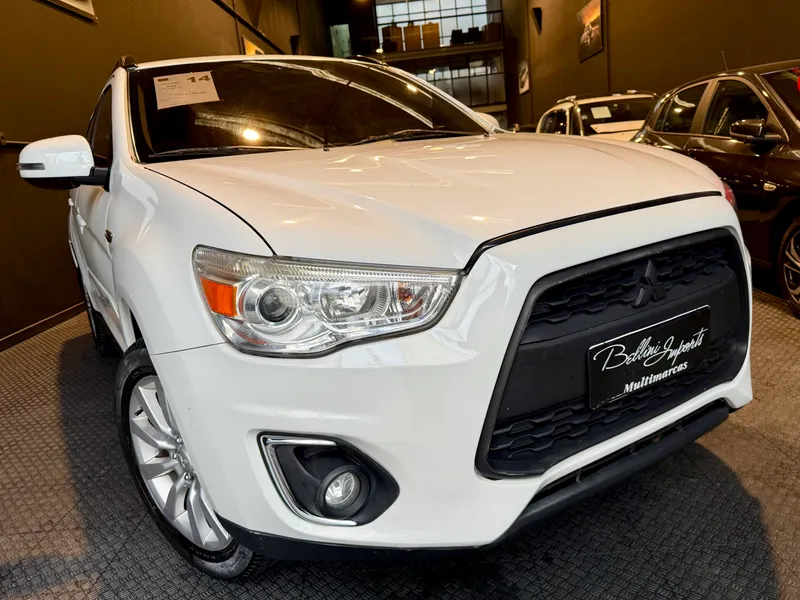 Mitsubishi ASX Preto