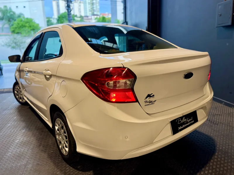 Ford Ka Sedan Branco