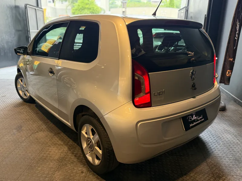 Volkswagen Up! Cinza