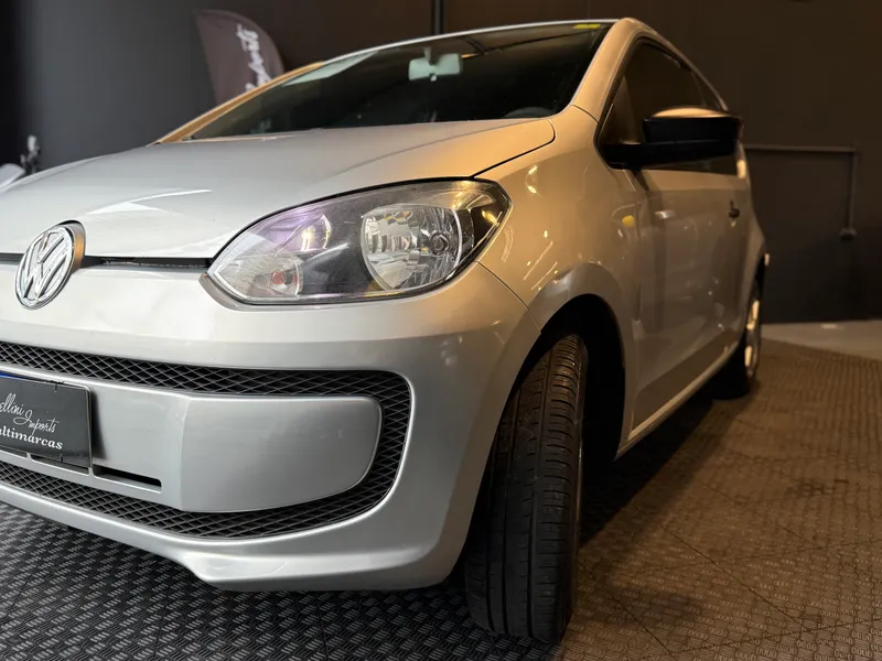 Volkswagen Up! Cinza