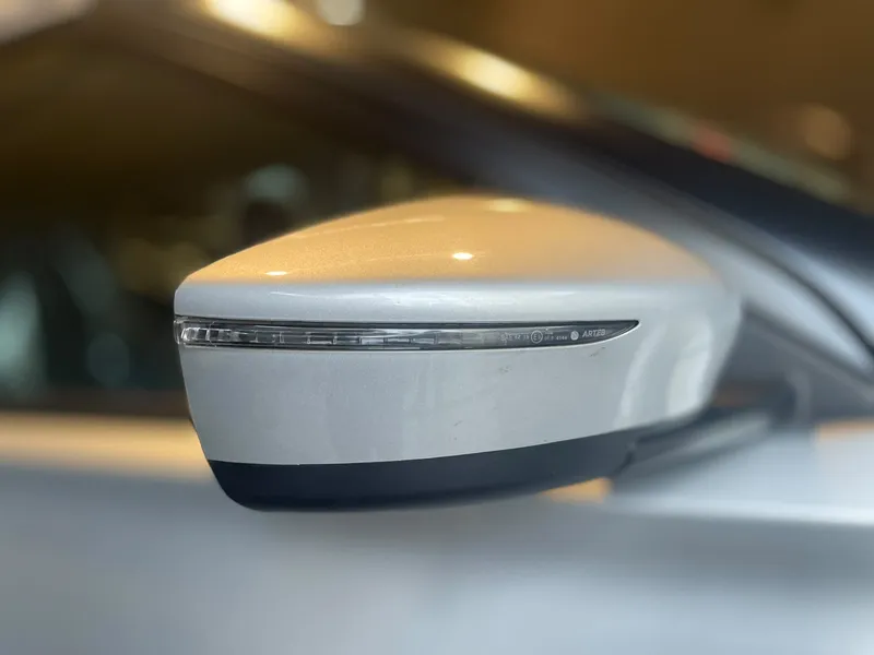Nissan Kicks Prata
