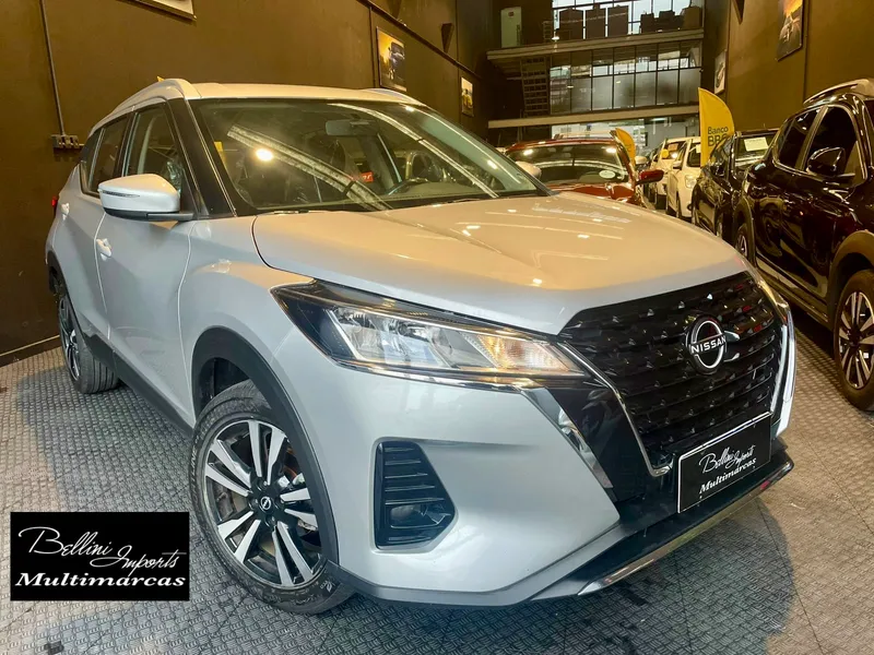 Nissan Kicks Prata