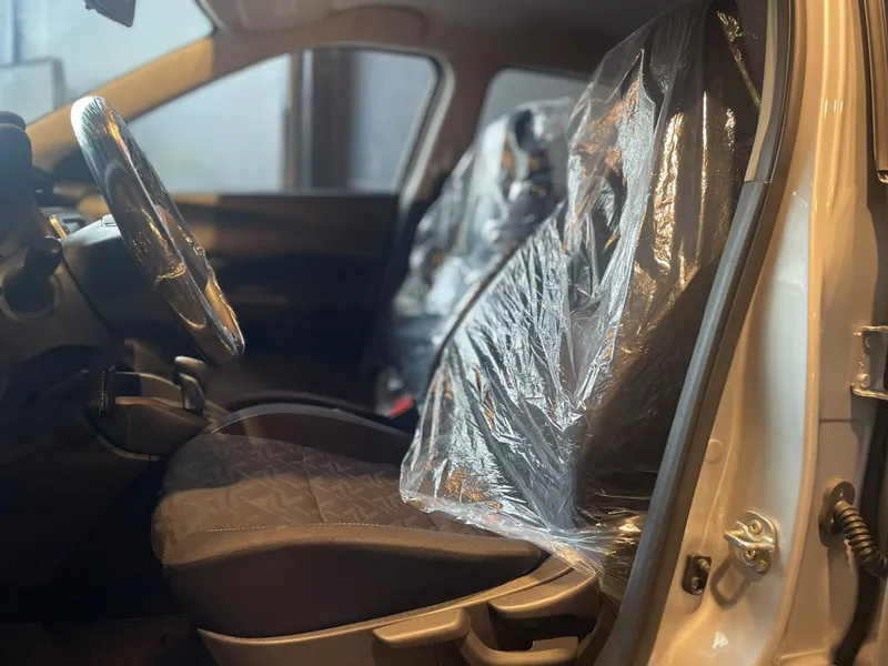 Nissan Kicks Prata