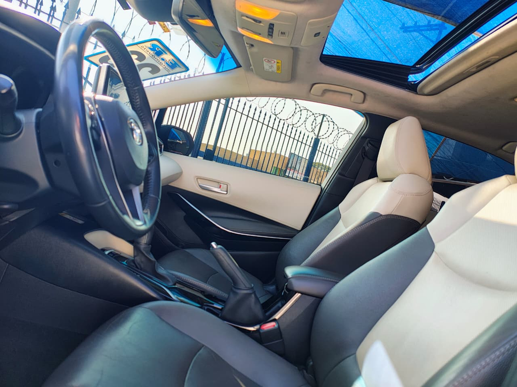 Toyota Corolla Altis Preto