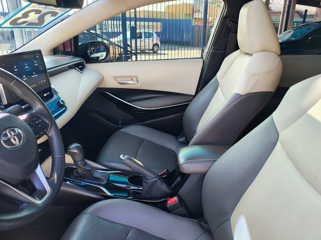 Toyota Corolla Altis Preto